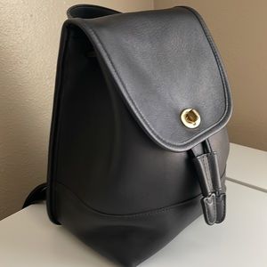 💯 Authentic Coach Vintage backpack